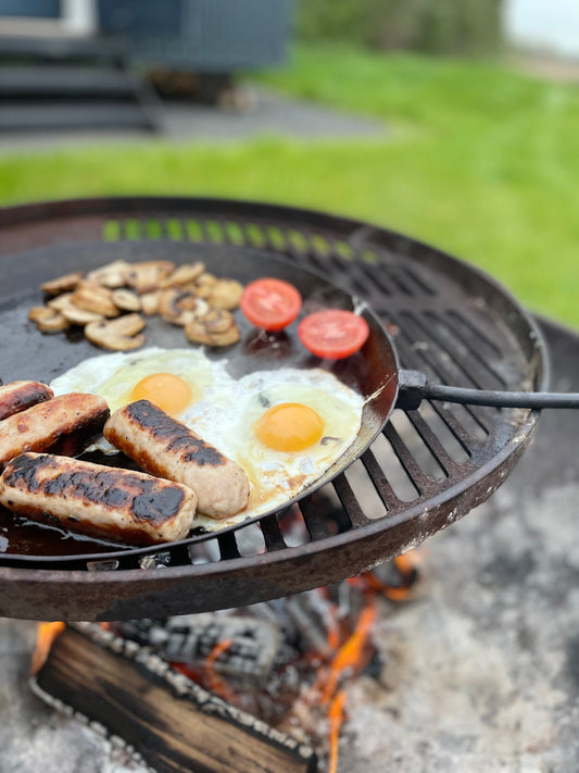 Cooking On Wood: Traditional English Breakfast
